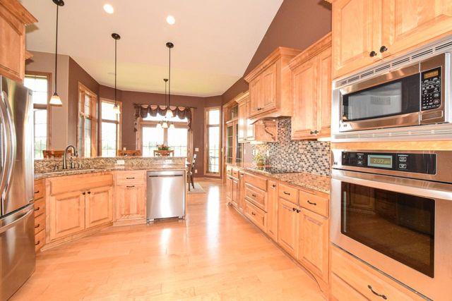 22218 W 7 Mile ROAD, Franksville, WI 53126