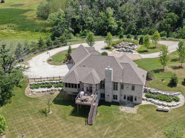 22218 W 7 Mile ROAD, Franksville, WI 53126