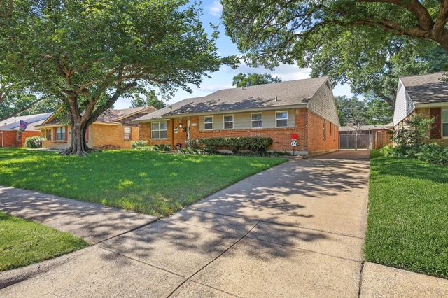 10621 Mapleridge Drive, Dallas, TX 75238