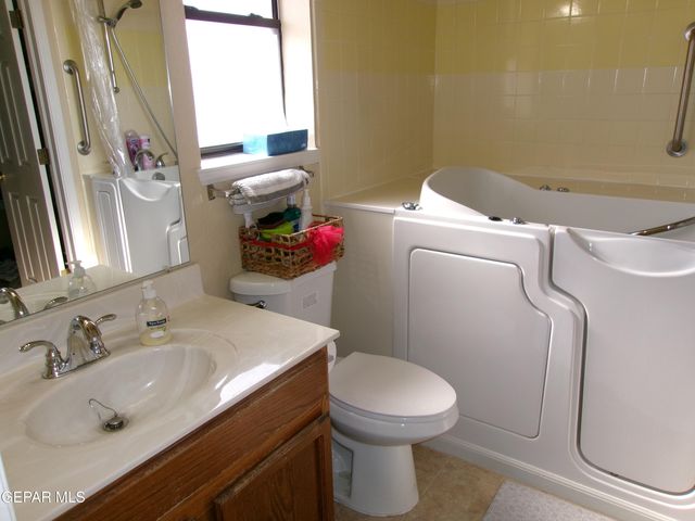 3454 BROKEN ARROW Drive, El Paso, TX 79936