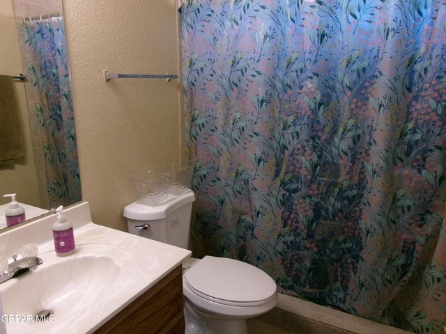 3454 BROKEN ARROW Drive, El Paso, TX 79936