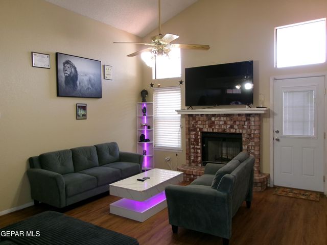 3454 BROKEN ARROW Drive, El Paso, TX 79936