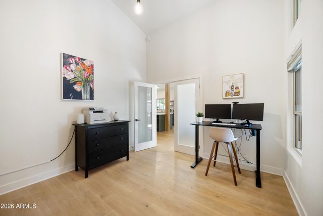 6994 W MONTE LINDO --, Glendale, AZ 85310