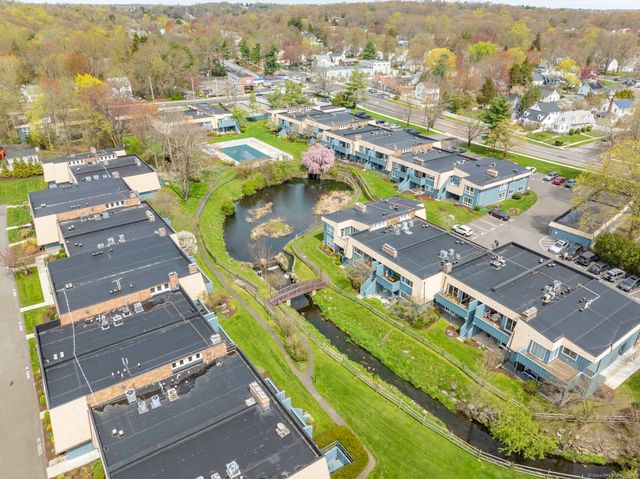 1153 Stratfield Road 1153, Fairfield, CT 06825