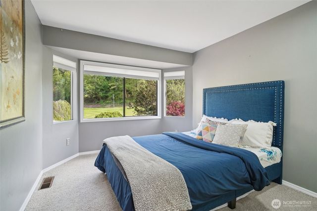 25114 Lake Wilderness Country Club Drive SE, Maple Valley, WA 98038