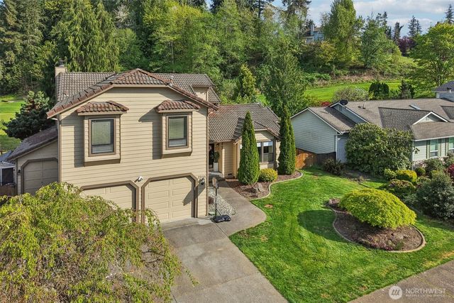 25114 Lake Wilderness Country Club Drive SE, Maple Valley, WA 98038