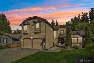 25114 Lake Wilderness Country Club Drive SE, Maple Valley, WA 98038