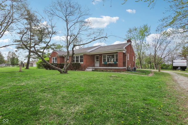 1407 W Us Highway 52, Fountaintown, IN 46130