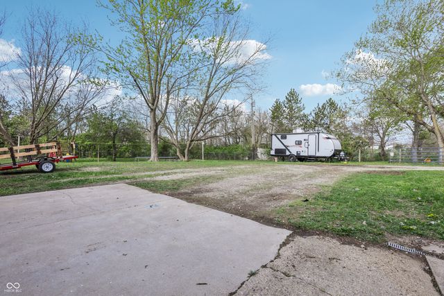 1407 W Us Highway 52, Fountaintown, IN 46130