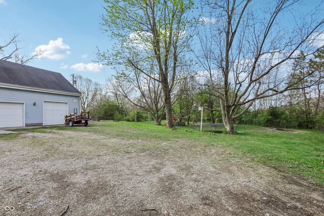 1407 W Us Highway 52, Fountaintown, IN 46130
