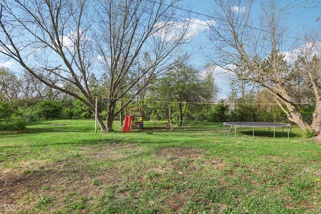 1407 W Us Highway 52, Fountaintown, IN 46130
