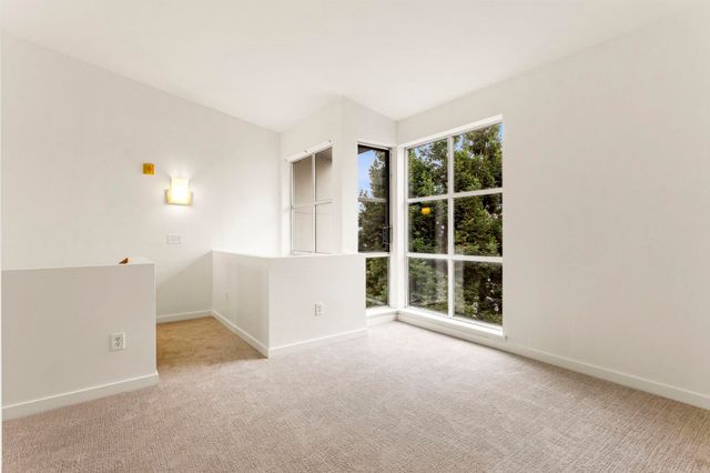 1007 41st St 333, Oakland, CA 94608