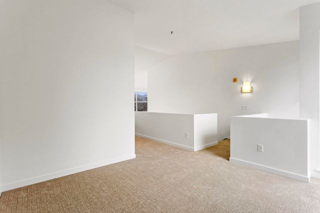 1007 41st St 333, Oakland, CA 94608