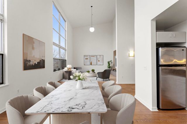 1007 41st St 333, Oakland, CA 94608