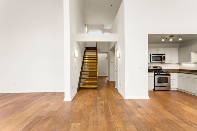 1007 41st St 333, Oakland, CA 94608