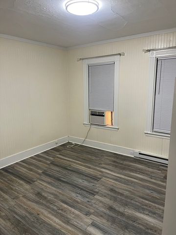 5 Albemarle St 1, Boston, MA 02136