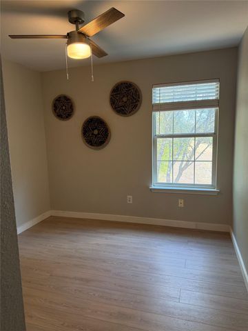 7108 Walkup LN, Austin, TX 78747