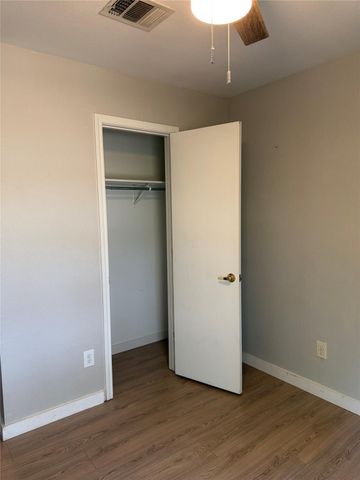 7108 Walkup LN, Austin, TX 78747