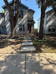 7108 Walkup LN, Austin, TX 78747