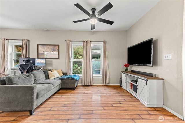 1315 Oxford Ave, Centralia, WA 98531