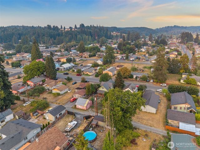 1315 Oxford Ave, Centralia, WA 98531