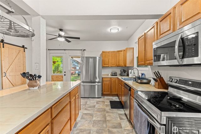 1315 Oxford Ave, Centralia, WA 98531