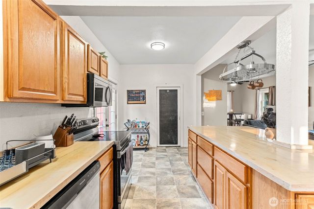 1315 Oxford Ave, Centralia, WA 98531