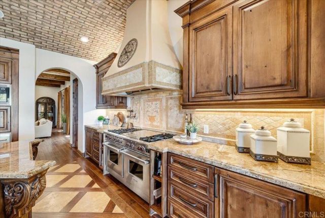 7930 Camino De Arriba, Rancho Santa Fe, CA 92067