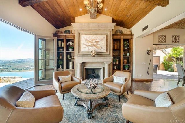 7930 Camino De Arriba, Rancho Santa Fe, CA 92067