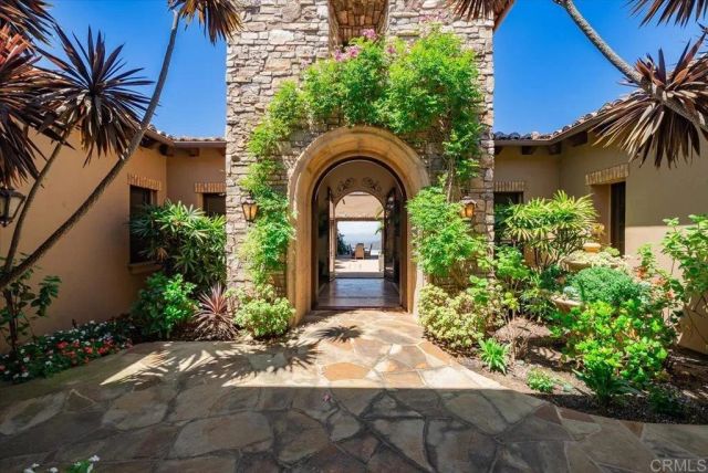 7930 Camino De Arriba, Rancho Santa Fe, CA 92067