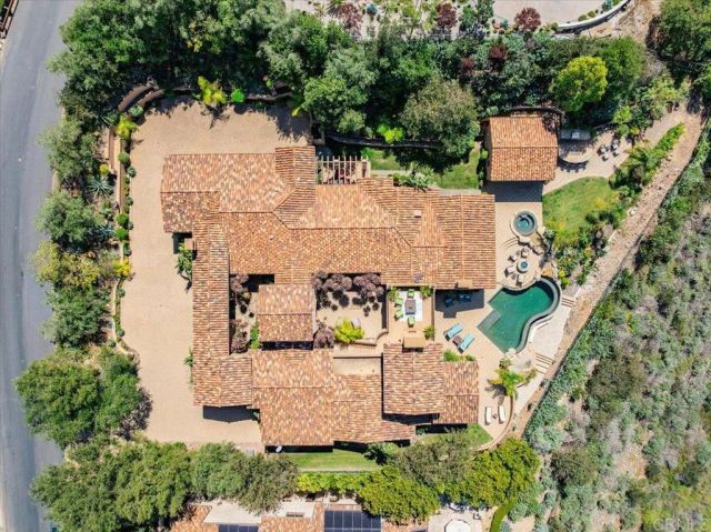 7930 Camino De Arriba, Rancho Santa Fe, CA 92067