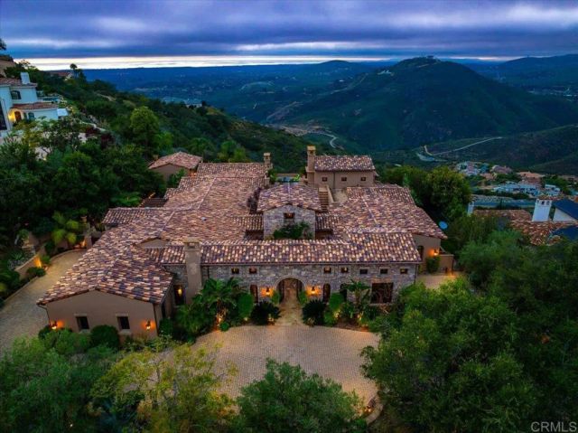 7930 Camino De Arriba, Rancho Santa Fe, CA 92067