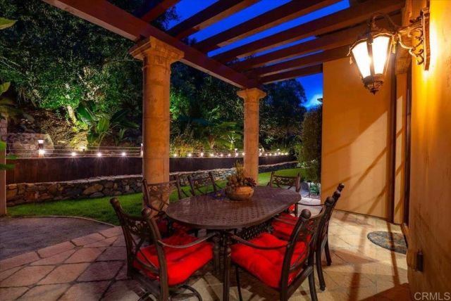 7930 Camino De Arriba, Rancho Santa Fe, CA 92067