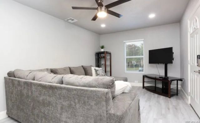 519 thorain blvd, San Antonio, TX 78212