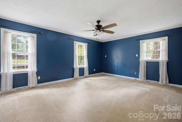 108 Augusta Drive, Statesville, NC 28625