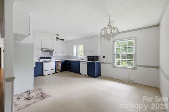 108 Augusta Drive, Statesville, NC 28625