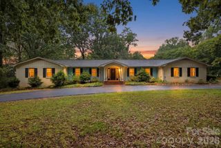 108 Augusta Drive, Statesville, NC 28625