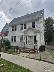 76 Rock Street, New Haven, CT 06511