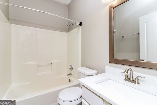 139 Hunters Pointe Drive, Villa Rica, GA 30180