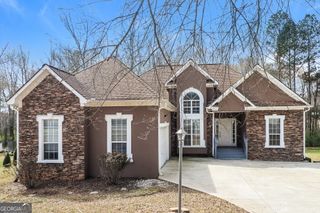 139 Hunters Pointe Drive, Villa Rica, GA 30180