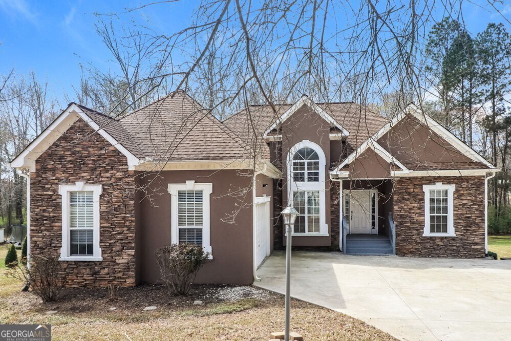 139 Hunters Pointe Drive, Villa Rica, GA 30180