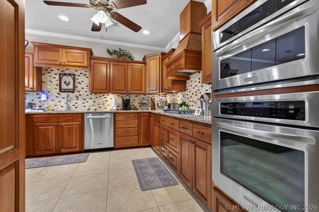 2422 Jefferson Road, Bartlesville, OK 74006