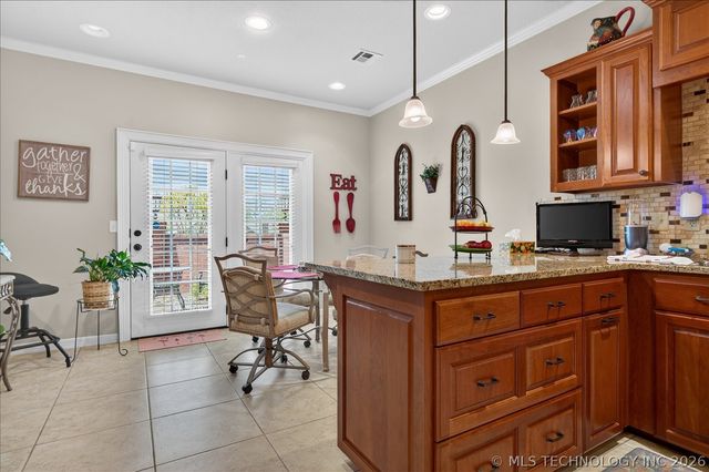 2422 Jefferson Road, Bartlesville, OK 74006