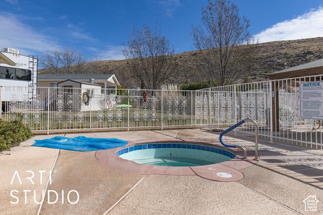 110 OVERLOOK LN, Hurricane, UT 84737