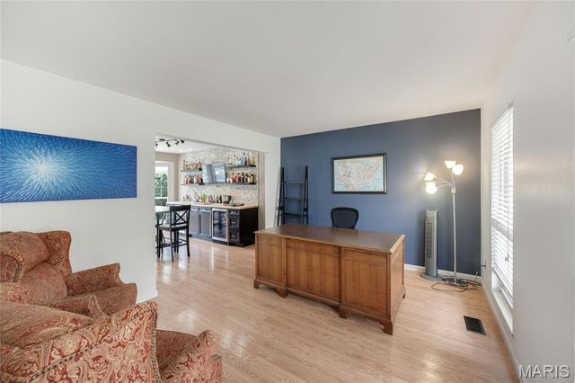 1215 Summerpoint Lane, Fenton, MO 63026