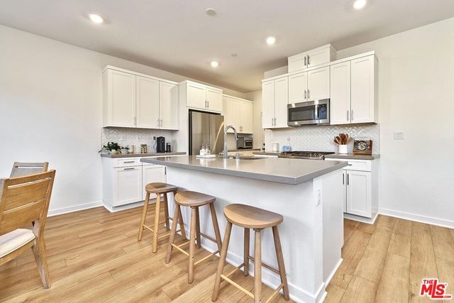 4046 Spring Haven Lane, Corona, CA 92883