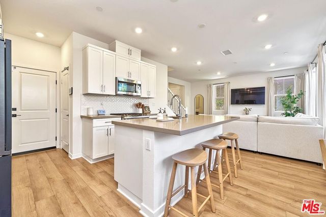 4046 Spring Haven Lane, Corona, CA 92883