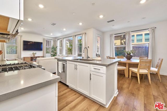 4046 Spring Haven Lane, Corona, CA 92883