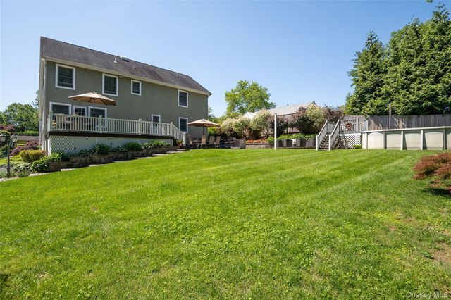 14 Mayfair Drive, Huntington, NY 11743