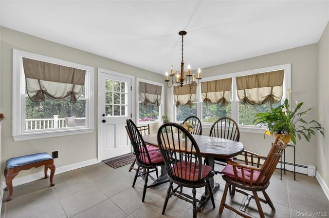 14 Mayfair Drive, Huntington, NY 11743